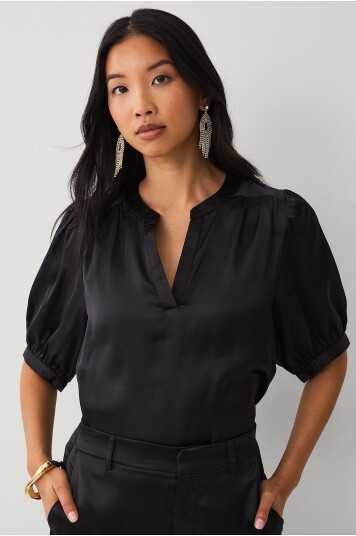 Ellos Collection Bluse i skinnende sateng Svart