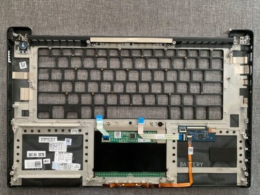 Dell Palm Rest With Touchpad Oem KYN7Y