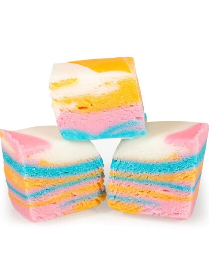 2 kg Boks med Fudge Factory Bubblegum   Fudge med Bubblegum Smak