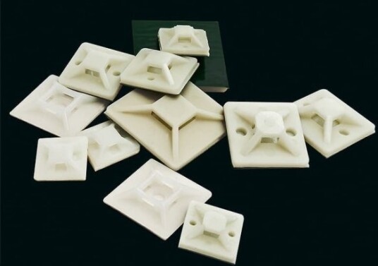 Organizer Blow 4942# Selvklebende Base 25Mm/25Mm Hvit Organizer Blow 4942# Selvklebende Base 25Mm/25Mm Hvit