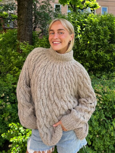 House Of Yarn ØK 05 03 Aud genser House Of Yarn ØK 05 03 Aud genser