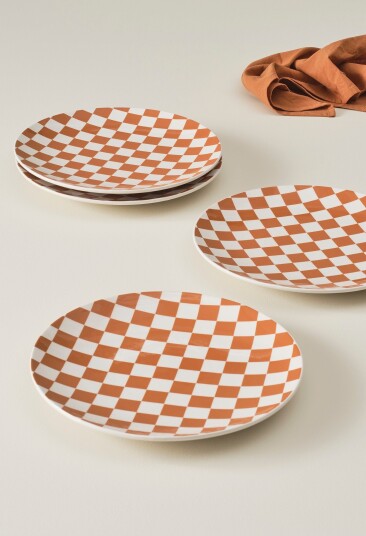 Jotex Tallerken 4pakning ø 28,5 Cm Oransje/hvit ELLA 1821353010 Jotex Tallerken 4pakning ø 28,5 Cm Oransje/hvit ELLA 1821353010