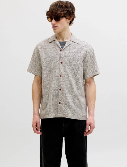Jack & Jones Jprbluwinson Print Dobby S/S Shirt Ln Beige XS Jack & Jones Jprbluwinson Print Dobby S/S Shirt Ln Beige XS