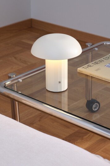 Jotex RONI bordlampe Beige 2210354010 Jotex RONI bordlampe Beige 2210354010