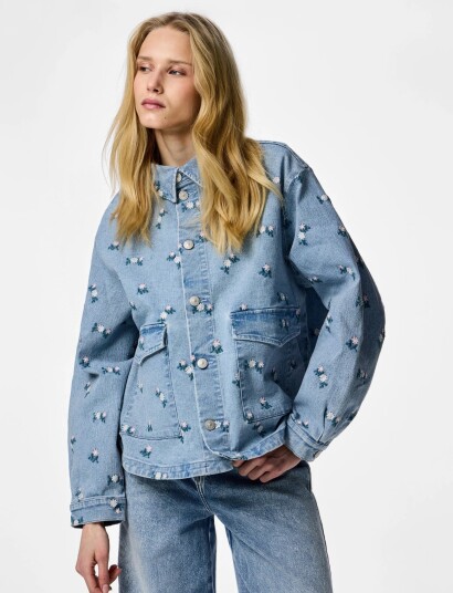 Pieces Pcflora Ls Denim Emb Shirt Noos Blue L Pieces Pcflora Ls Denim Emb Shirt Noos Blue L