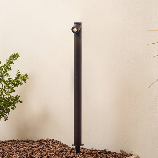 Lindby LED-gatelampe Luzian, høyde 80 cm, svart, jordspyd
