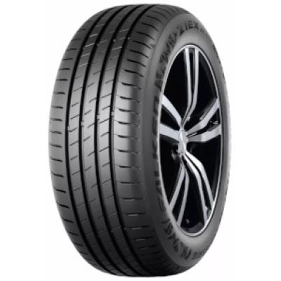 Falken ZIEX ZE320 215/40R18 89W XL