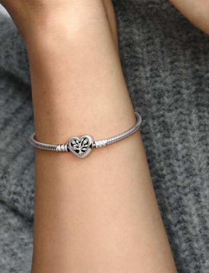 Pandora Snake Chain Sterling Silver Bracelet And Heart Clasp With Clear Cubic Zirconia And Black Enamel - Silver - 16 CM