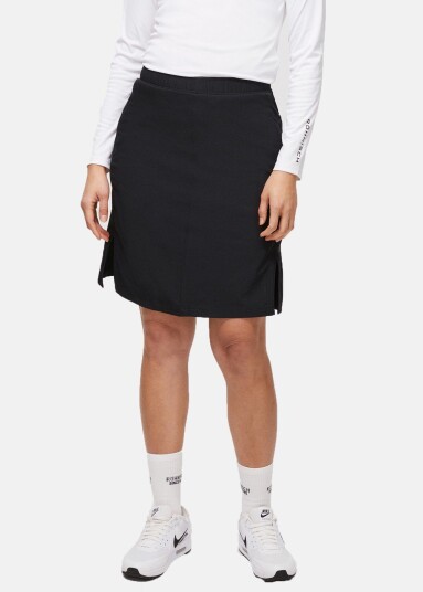 Röhnisch Dana Skort Black M Shorts