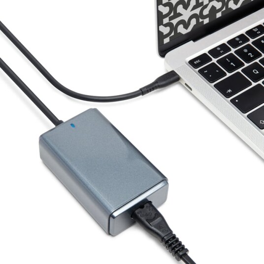 Plexgear Kompakt laptop-lader 65 W Plexgear Kompakt laptop-lader 65 W