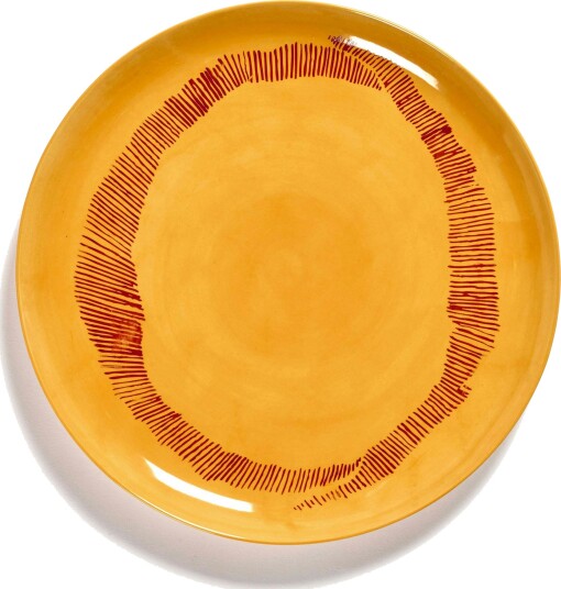 Feast Plate 26,5 cm Yellow / Red Striped Feast Plate 26,5 cm Yellow / Red Striped