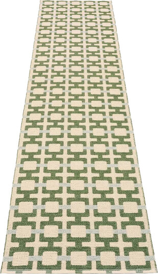 Pappelina Tom teppe Leaf/Cream/sage 70 x 300 cm