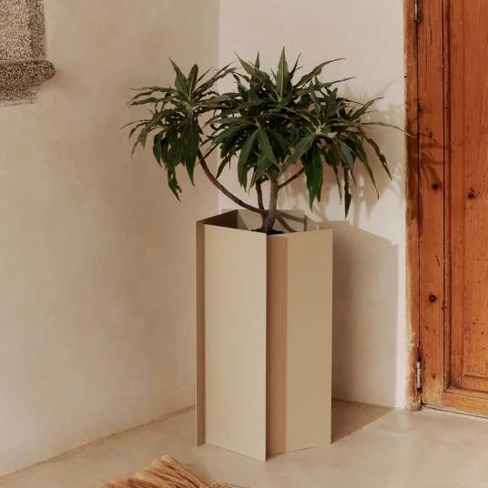 Ferm Living Fragma Blomsterpotte H49 cm Ferm Living Fragma Blomsterpotte H49 cm