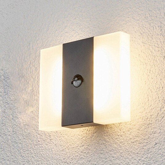 Lindby Kumi - LED-vegglampe for utendørsbruk Lindby Kumi - LED-vegglampe for utendørsbruk