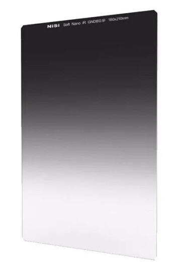 NiSi Filter 75x100mm Nano IR ND 0,9 Grad Soft Gradering. ND8 / 3 stop (0,9) NiSi Filter 75x100mm Nano IR ND 0,9 Grad Soft Gradering. ND8 / 3 stop (0,9)