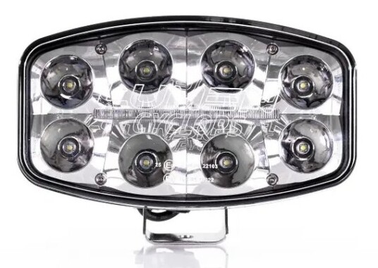 Lumen Cyclops Square LED fjernlys. Godkjent LED fjernlys. 8416 lumen. Positionslys.