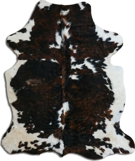 Kuskinn   Tricolor Exotic N135 Størrelse: 177 x 166 cm