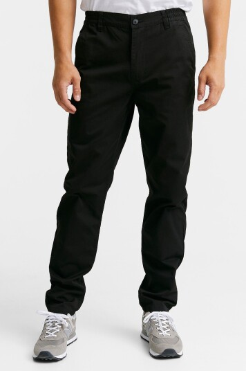 Studio Total Tapered Fine Twill Trousers Svart