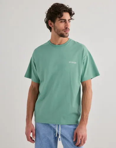 Que Sera Sera Tischi T shirt Oversized t shirts Grønn Que Sera Sera Tischi T shirt Oversized t shirts Grønn