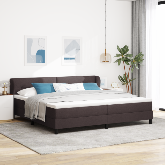 Boxspring seng med madrass Mørk brun 200x200 cm Stoff Boxspring seng med madrass Mørk brun 200x200 cm Stoff