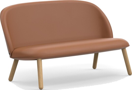 Normann Copenhagen Ace Sofa Eik/Brandy Skinn