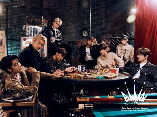 Stray Kids  All In (Japan 1st Mini Album) (Version B)  CD