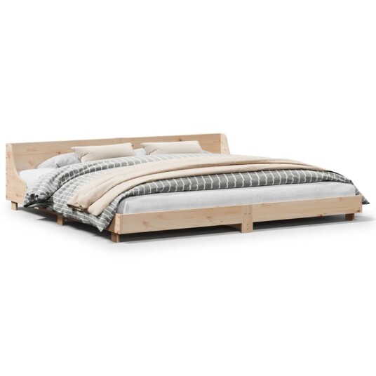  Sengeramme med madrass 200x200 cm heltre furu 8721102946561