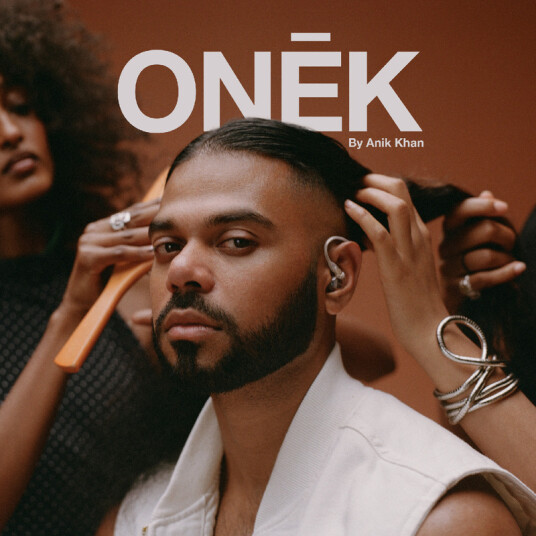 Anik Khan Onēk CD