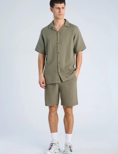 Lindbergh Cotton Muslin Shorts Khaki green S Lindbergh Cotton Muslin Shorts Khaki green S