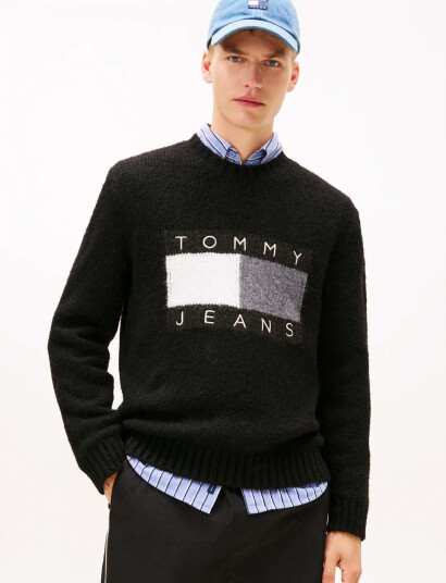 Tommy Jeans Tjm Reg Flag Bearer Sweater Black S Tommy Jeans Tjm Reg Flag Bearer Sweater Black S