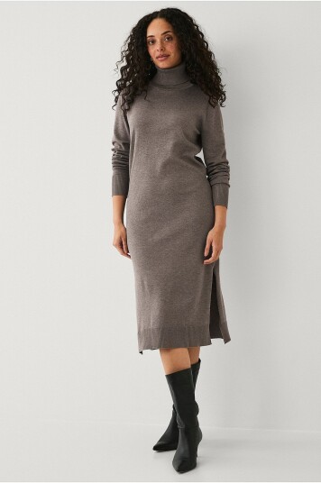 Saint Tropez - Kjole MilaSZ Roll Neck Long Dress - Brun