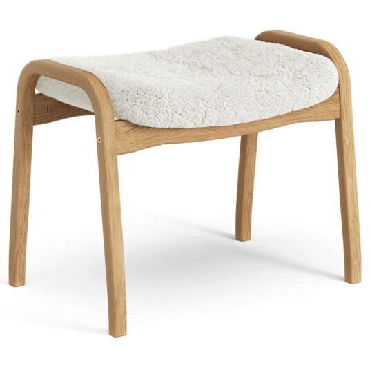 Swedese Lamino Fotskammel Saueskinn/Oljet Eik Off white Swedese Lamino Fotskammel Saueskinn/Oljet Eik Off white