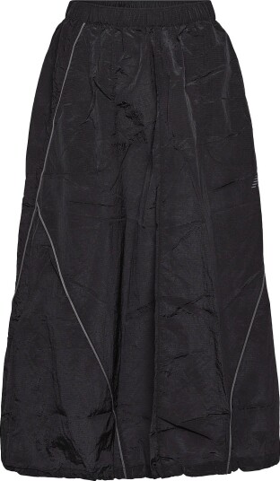 New Balance Sport Legacy Skirt DARK NIGHT XS