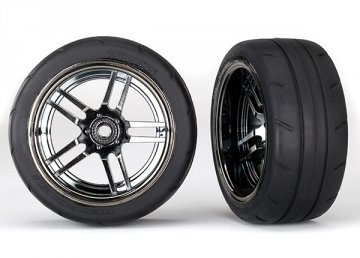 Traxxas 8374 Response tires mounted on 1.9" Rear Wheels 2