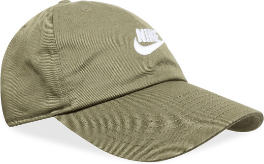 Nike Nike Club Unstructured Futura Khaki green S/M Nike Nike Club Unstructured Futura Khaki green S/M