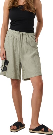 Seaside Savannah Crinkle Bermuda Shorts W