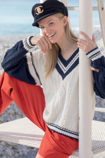 Dale Garn 380 03 Charlotte Genser Hvit Marine Dale Garn 380 03 Charlotte Genser Hvit Marine