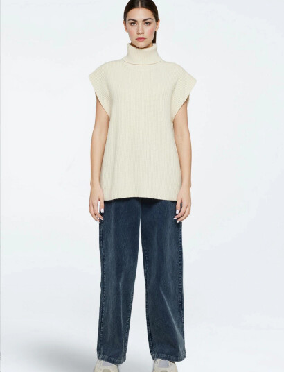 Minimum Naja Knit Vest 9954   Beige   XS