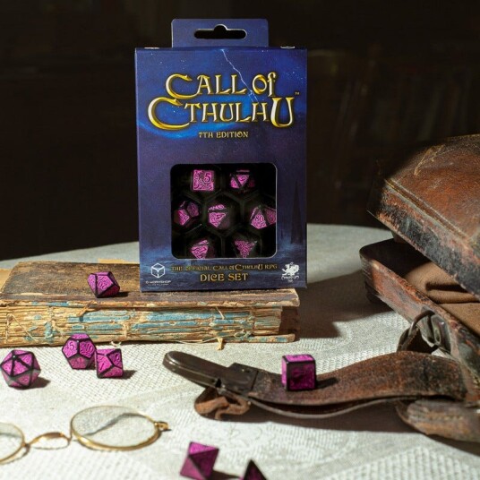 Call of Cthulhu 7th Edition Poly Black /Magenta (7) Terningsett, Call of Cthulhu RPG - Rollespill fra Outland