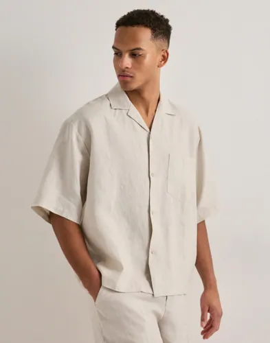 Que Sera Sera Lenny Loose Linen Shirt Linskjorter Beige Que Sera Sera Lenny Loose Linen Shirt Linskjorter Beige
