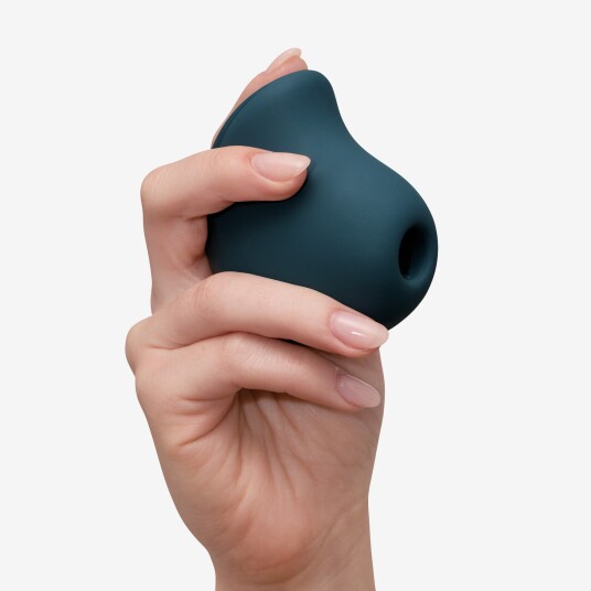 MEA THE PREMIUM SUCTION TOY - VELVET GREEN MEA THE PREMIUM SUCTION TOY - VELVET GREEN