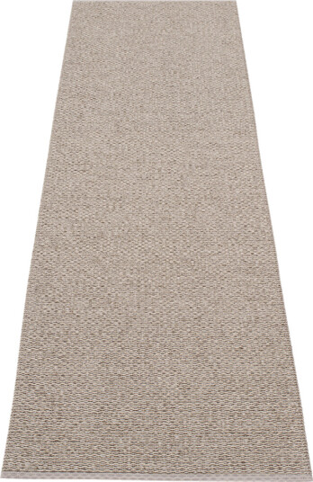 Pappelina Svea matte mud metallic 70x240 cm Pappelina Svea matte mud metallic 70x240 cm