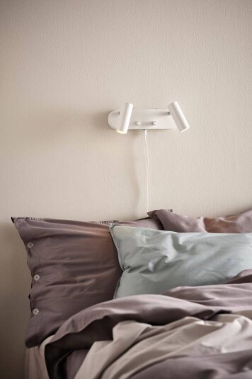 Jotex LEE vegglampe - dobbel Hvit 1638063-02-300 1543215-01-0 Jotex LEE vegglampe - dobbel Hvit 1638063-02-300 1543215-01-0