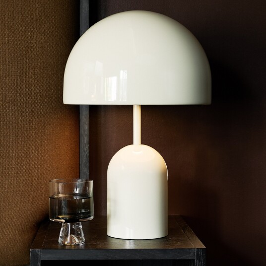 Tom Dixon Bell bordlampe H42,5 Hvit Stue 42.5 Hvit