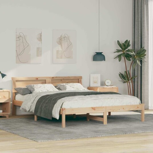 Sengestamme med LED stripelys med hodegjerde Brun 150 x 200 cm Furu tre Sengestamme med LED stripelys med hodegjerde Brun 150 x 200 cm Furu tre