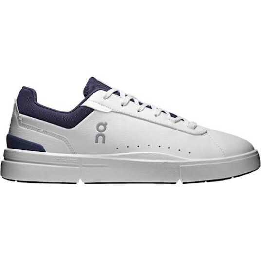 On THE ROGER Advantage Herre White/Midnight 40.5