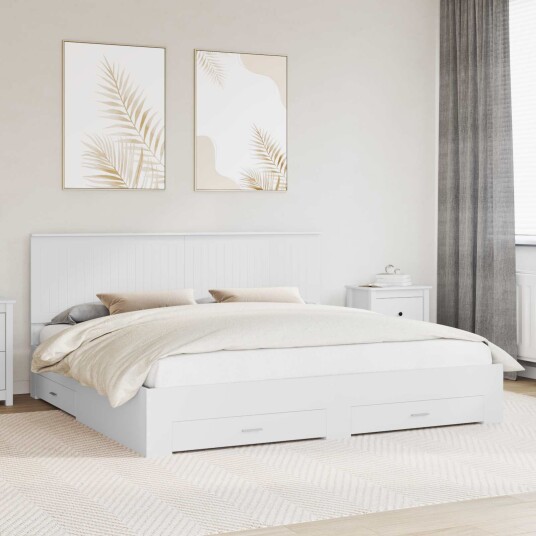 Sengestamme med hodegjerde Hvit 200 x 200 cm Konstruert tre