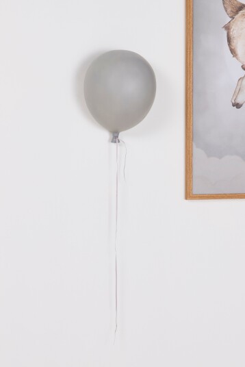 Alice & Fox Vegglampe Ballong Ljusgrå Alice & Fox Vegglampe Ballong Ljusgrå