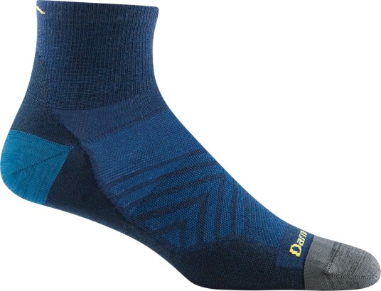 Darn Tough Men"s Run Quarter Ultra Lightweight Running Sock Eclipse XL