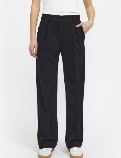 Soft Rebels Srvilja Midwaist Loose Pant - Black - XS Soft Rebels Srvilja Midwaist Loose Pant - Black - XS